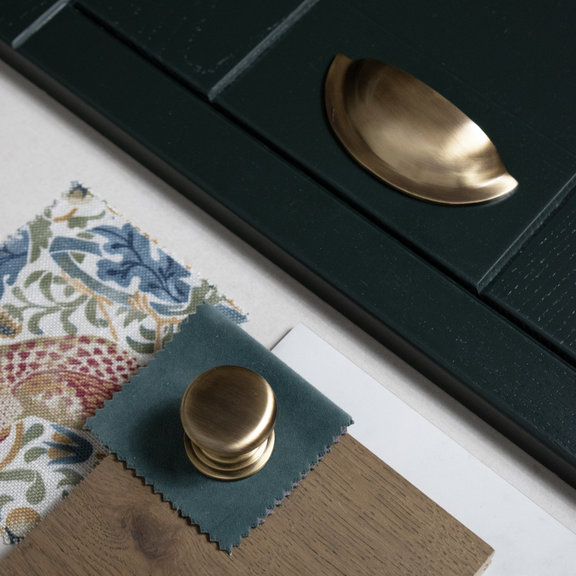 Old English Antique Brass Cabinet Hardware — Antique Brass (AB), Old English