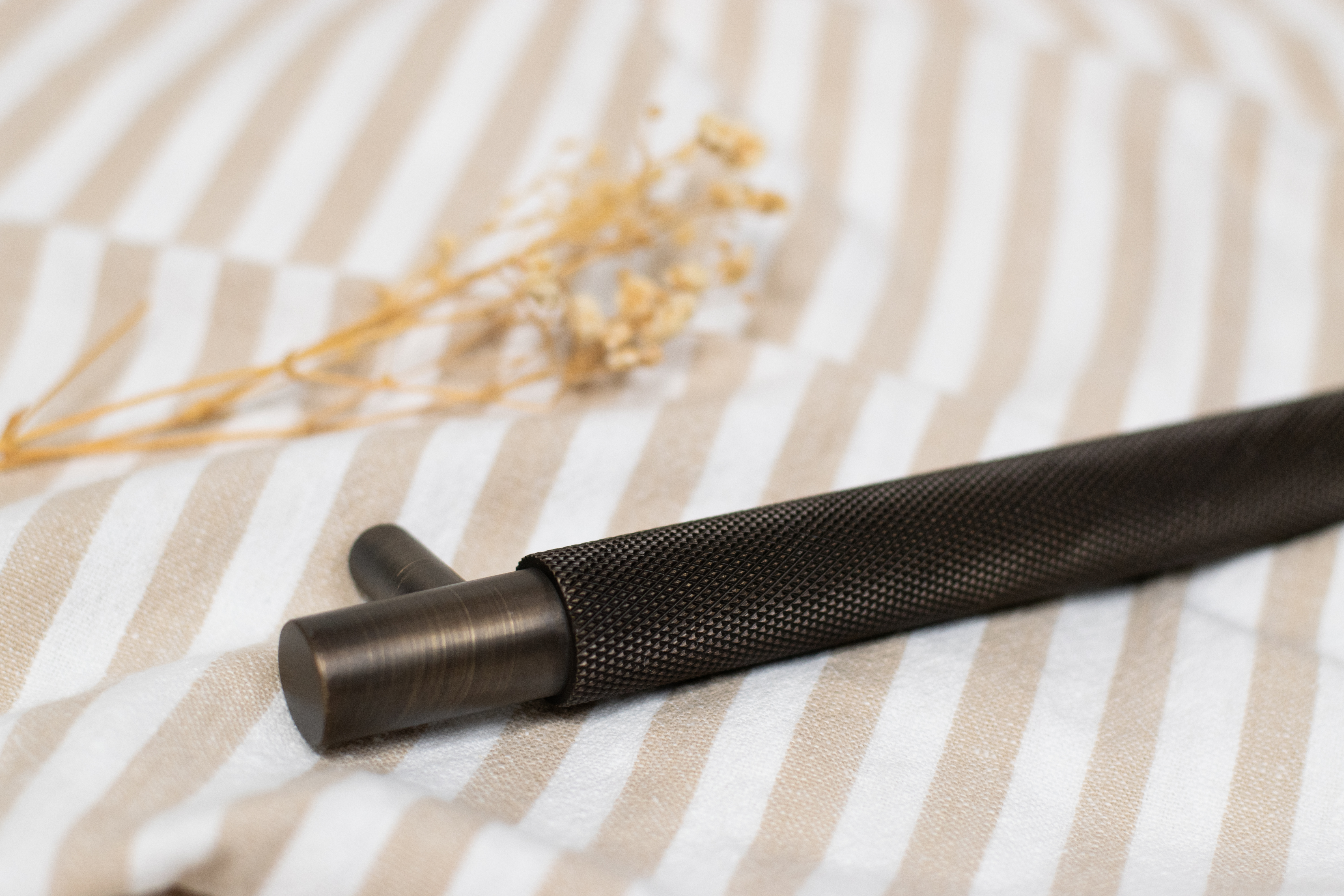 MHPHK225UB — Urban Bronze (UB), Millhouse Brass