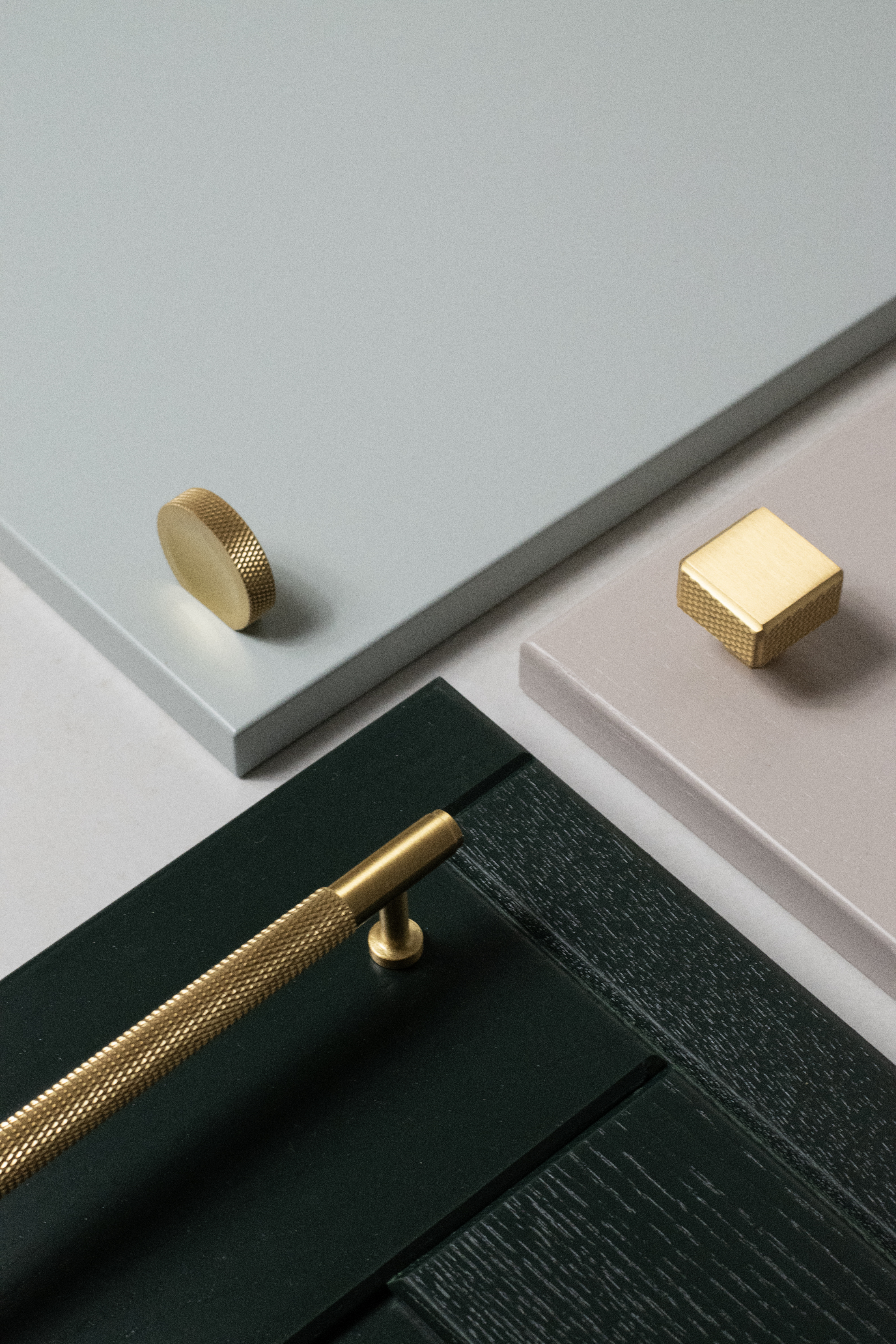 MHCK1230SB — Satin Brass (SB), Millhouse Brass